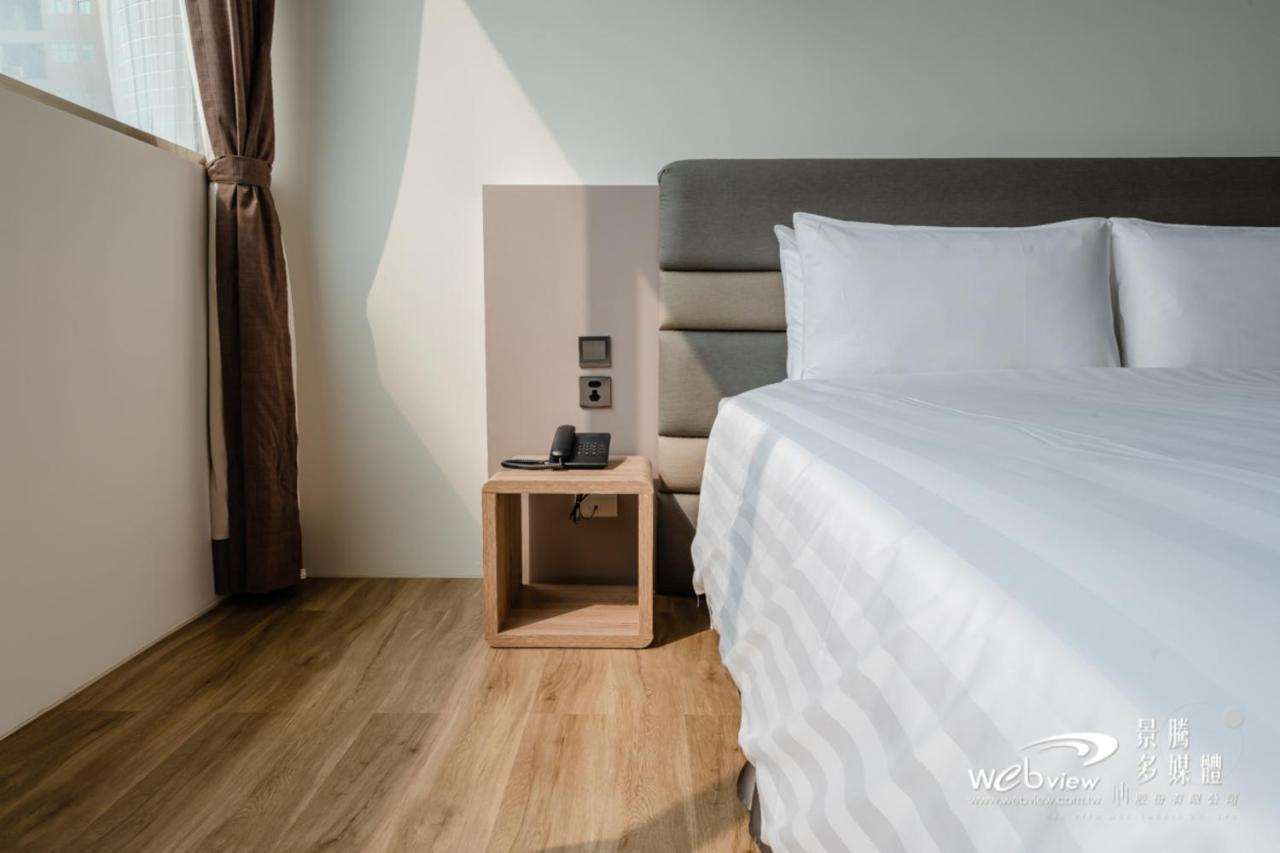 Hotel 玩行旅台北館 Tajpej Zewnętrze zdjęcie